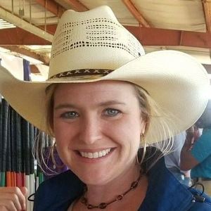 Meet your Posher, Liz